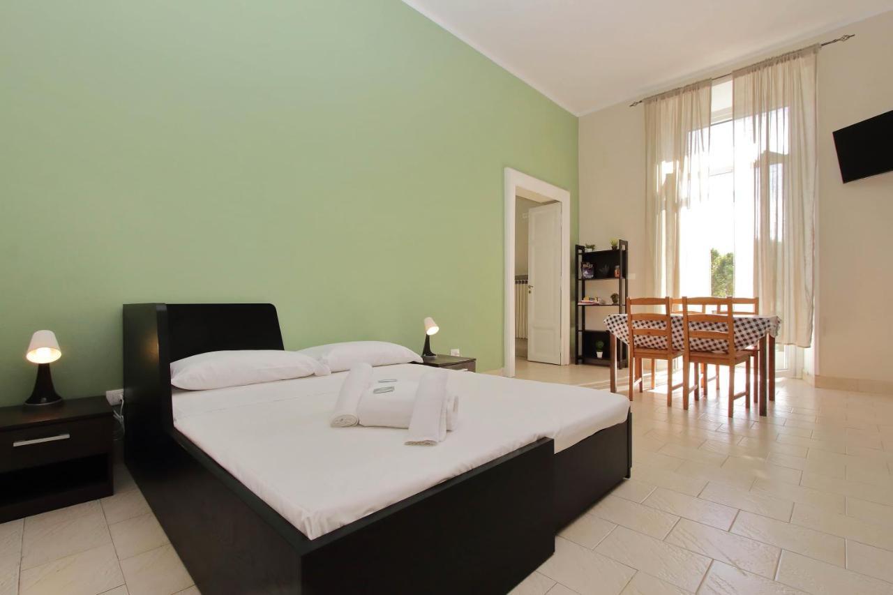 Residence Apartment Lucky Stars Rome Bagian luar foto